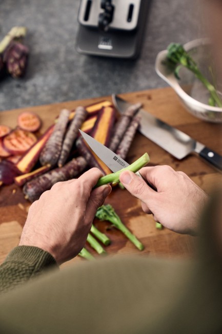 Нож за белачка, 10 см, <<ZWILLING Pro>> - Zwilling