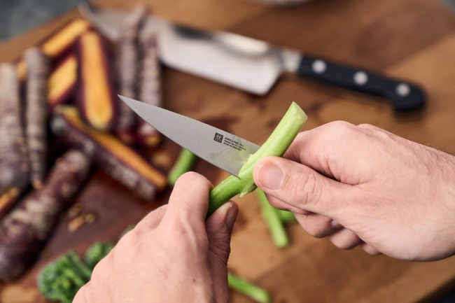 Нож за белачка, 10 см, <<ZWILLING Pro>> - Zwilling