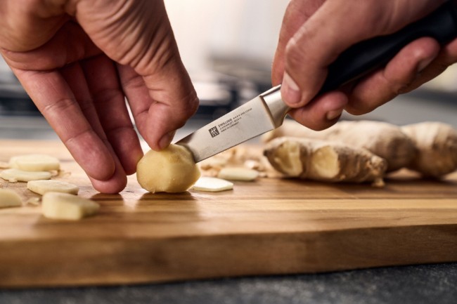 Нож за зеленчуци и плодове, 8 см, <<TWIN Four Star>> - Zwilling