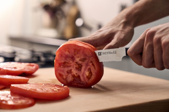 Универсален нож, назъбено острие, 13 см, "ZWILLING Gourmet" - Zwilling