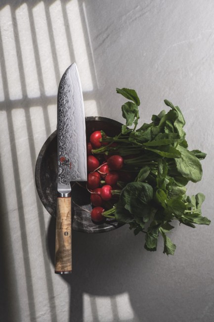 Японски нож Santoku, 18 см, 5000 MCD - Miyabi