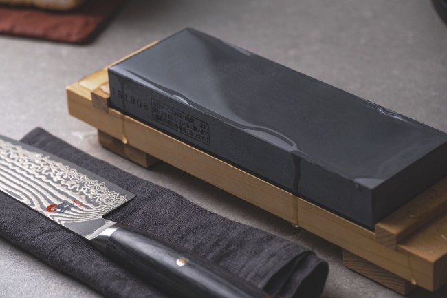 Нож Santoku, 18 см, 5000 FCD - Miyabi