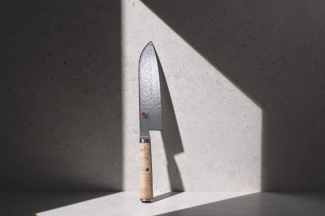 Японски нож Santoku, 18 см, 5000 MCD - Miyabi