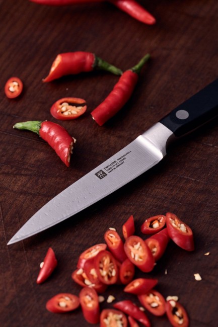 Нож за зеленчуци и плодове, 10 см, <<Professional S>> - Zwilling