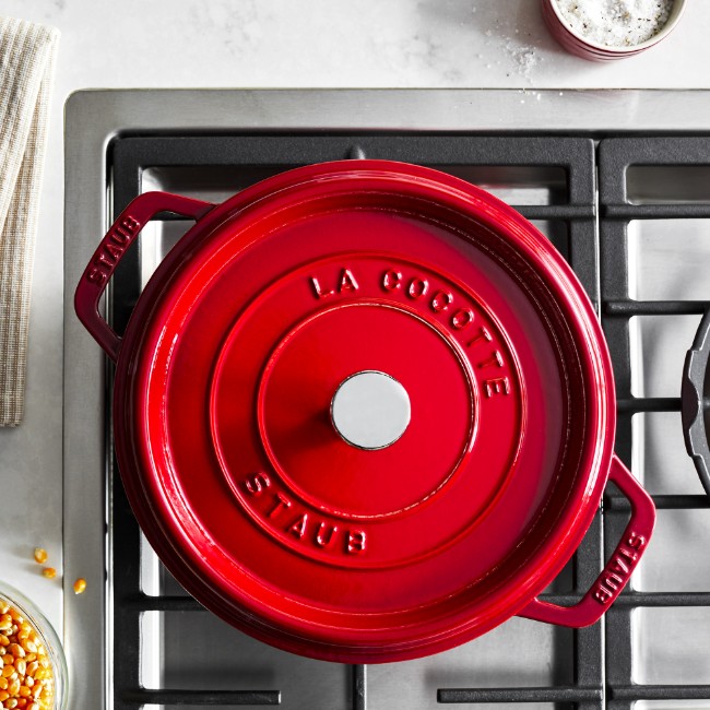 Тенджера за готвене на Cocotte, изработена от чугун 24 см/3,8 л, Cherry - Staub