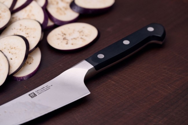 Готвачски нож, 14 см, <<ZWILLING Pro Compact>> - Zwilling