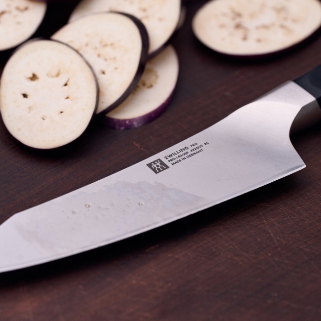 Нож Santoku, 18 см, <<ZWILLING Pro>> - Zwilling
