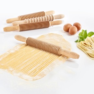 Точилка за паста, изработена от букова дървесина, "Tagliatelle" - Westmark