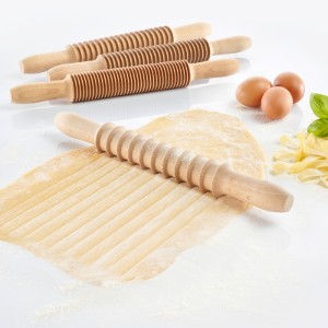 Точилка за паста, изработена от букова дървесина, "Pappardelle" - Westmark