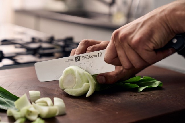 Нож Nakiri, 17 см, <<Zwilling Pro>> - Zwilling