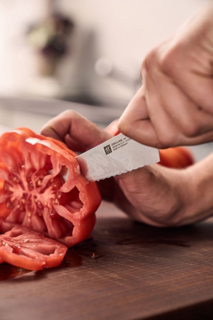 Нож на готвача, назъбено острие, 14 см, ZWILLING Pro - Zwilling