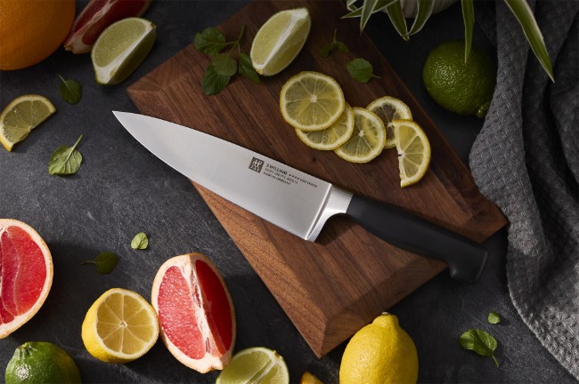 Нож за готвач, 18 см, <<TWIN Four Star>> - Zwilling