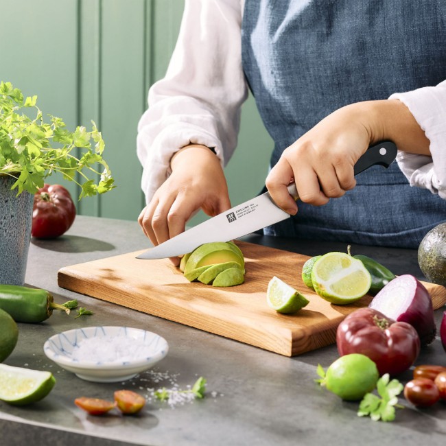 Нож за нарязване, 16 см, <<ZWILLING Pro>> - Zwilling
