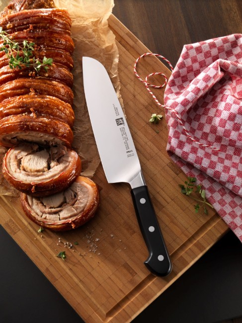 Нож Santoku, 18 см, <<ZWILLING Pro>> - Zwilling
