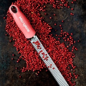 Класическо ренде, хирургическа неръждаема стомана, 32,5 см, цвят Lipstick Pink - Microplane