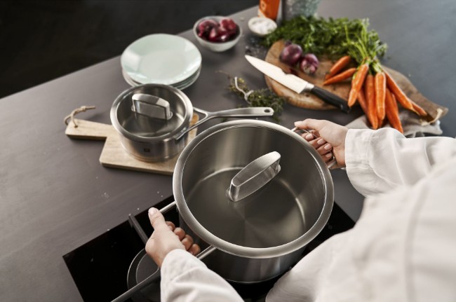 Комплект съдове за готвене от неръждаема стомана, 9 броя, "Vitality" - Zwilling