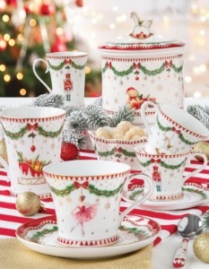 Комплект от 2 порцеланови чаши, 300 мл, "Magie de Noel" - Easy Life