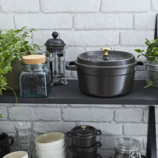 Чугунен съд за готвене Cocotte, 24 см/3,8л, Black - Staub 