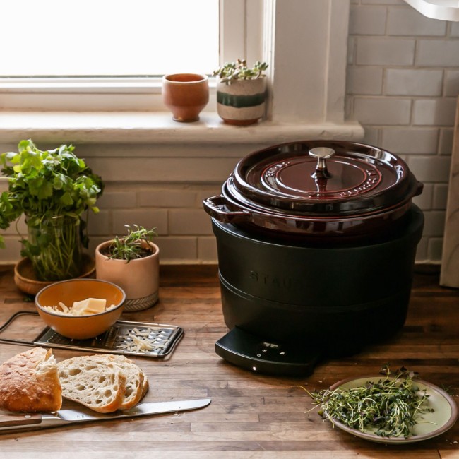 Чугунен съд за готвене Cocotte, 24 см/3,8 л, Гренадин - Staub