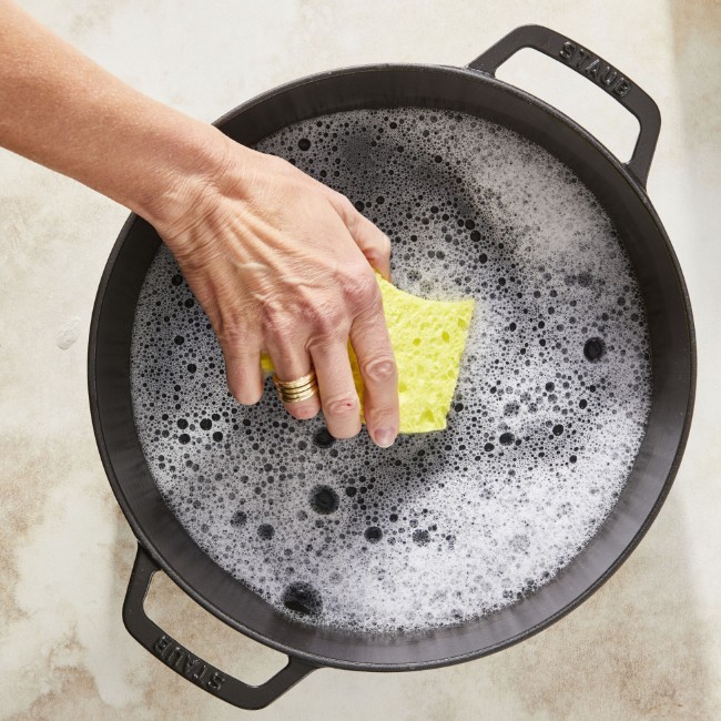 Чистера Гювеч, чугун, 28 см, Black - Staub