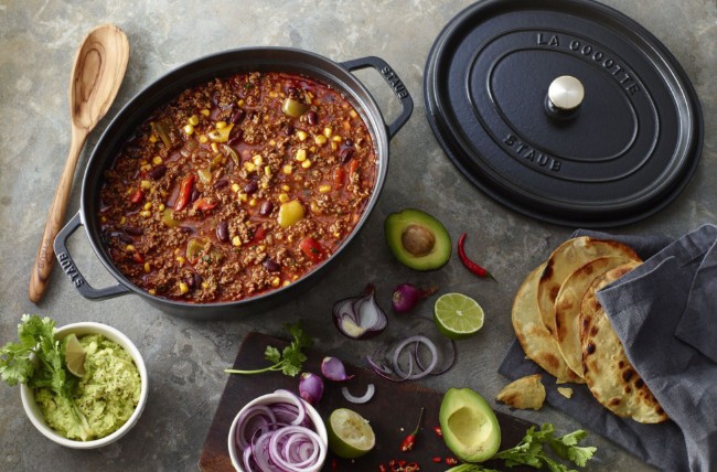 Овален съд за готвене Cocotte, чугун, 31см/5.5л, Black - Staub