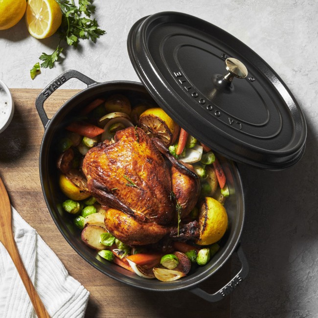 Овален съд за готвене Cocotte, чугун, 31см/5.5л, Black - Staub