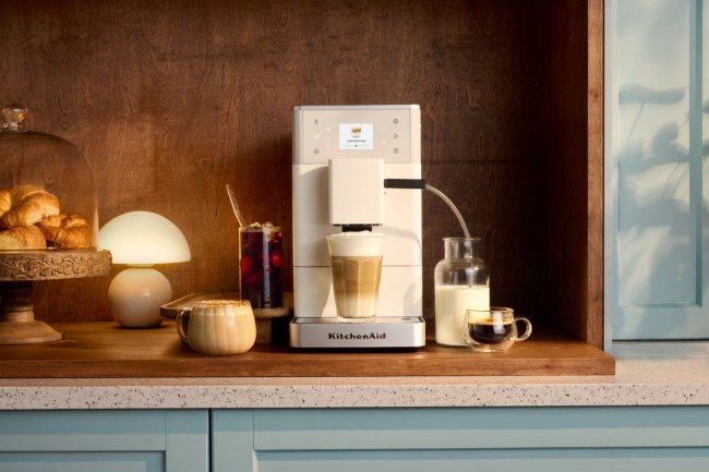 Автоматична електрическа еспресо машина KF3, 1450 W, цвят "Porcelain White" - KitchenAid