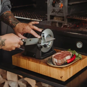 Точилка за ножове Tormek T-1, 120 W, Black Oak - Tormek