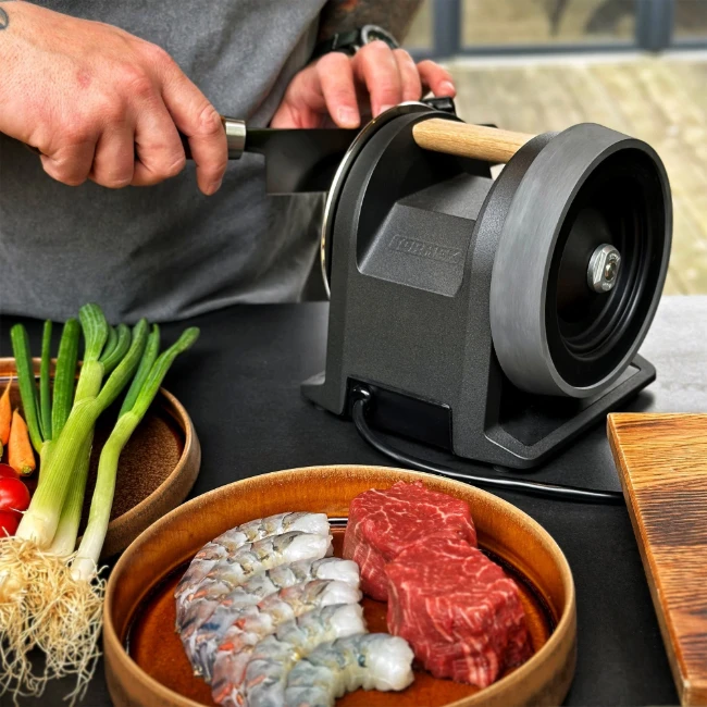 Точилка за ножове Tormek T-1, 120 W, Black Oak - Tormek